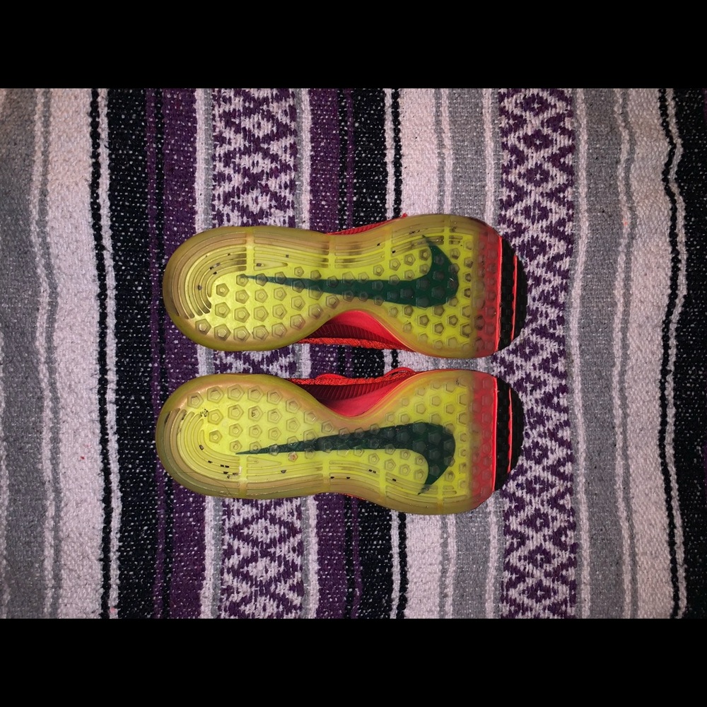 Nike All Out Zoom - Picture 4 of 4